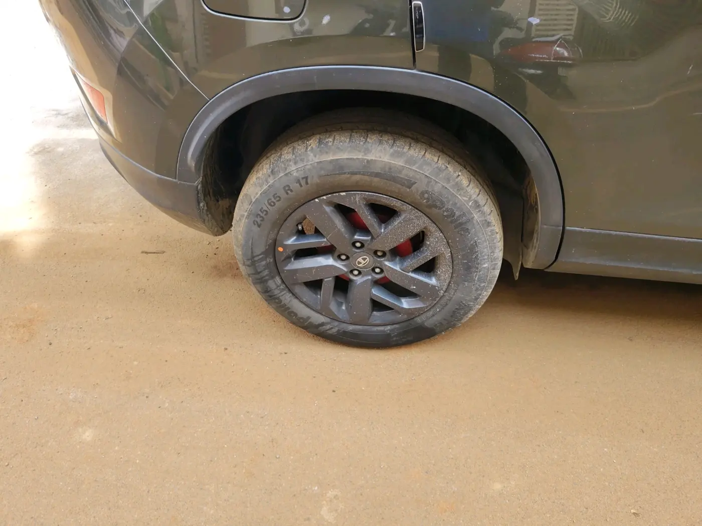 2021 Tata Harrier XZA PLUS CAMO EDITION, Diesel, Automatic, 61,264 km, tyre