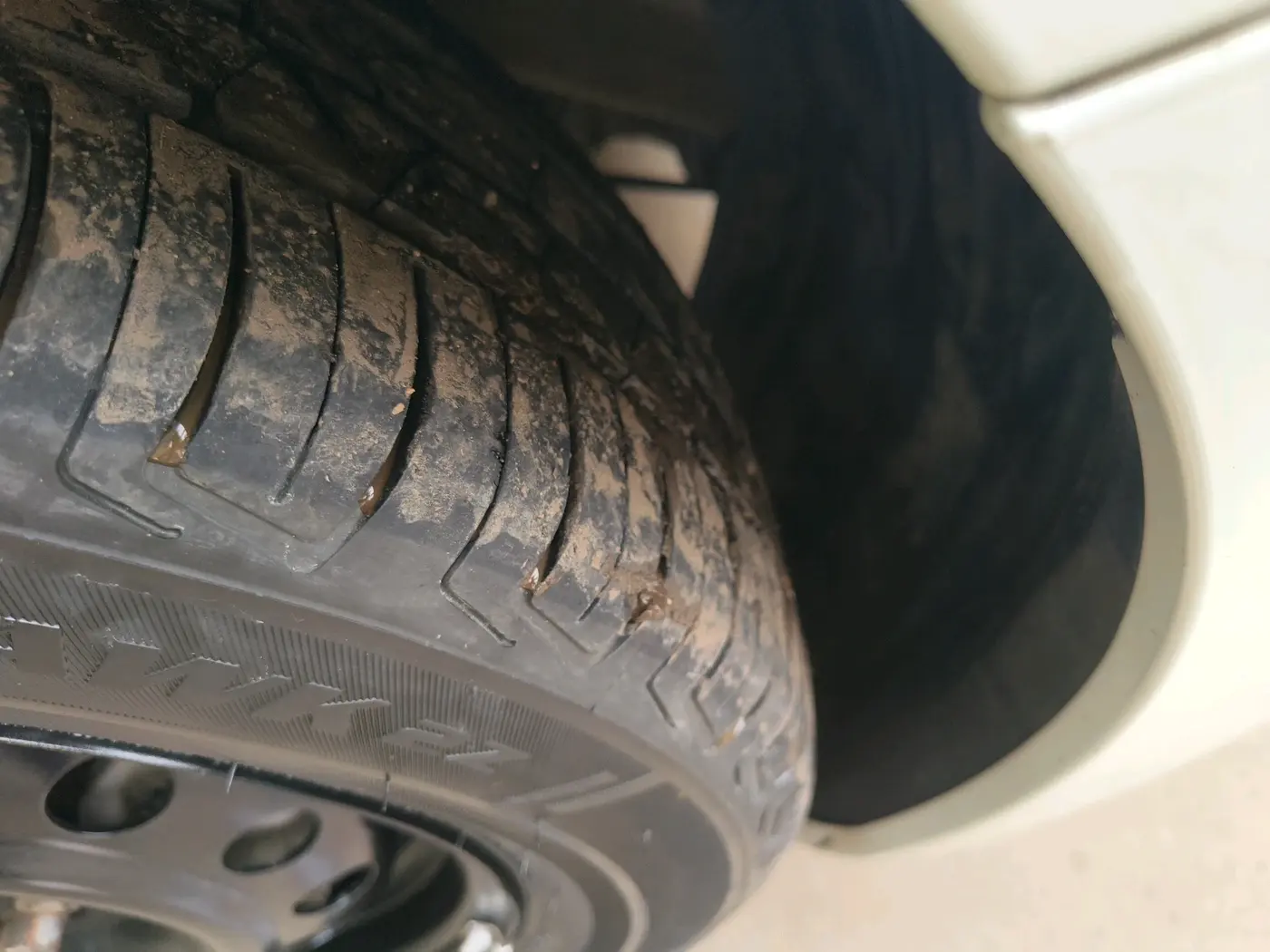 2019 Maruti Ertiga VXI SHVS, Petrol, Manual, 56,986 km, tyre