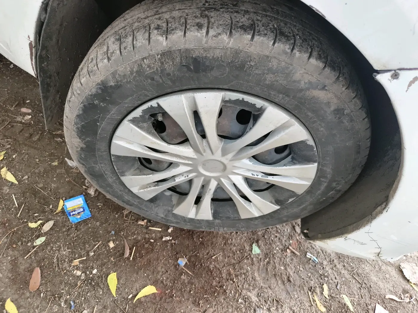 2016 Maruti Ertiga VDI SHVS, Diesel, Manual, 1,69,423 km, tyre