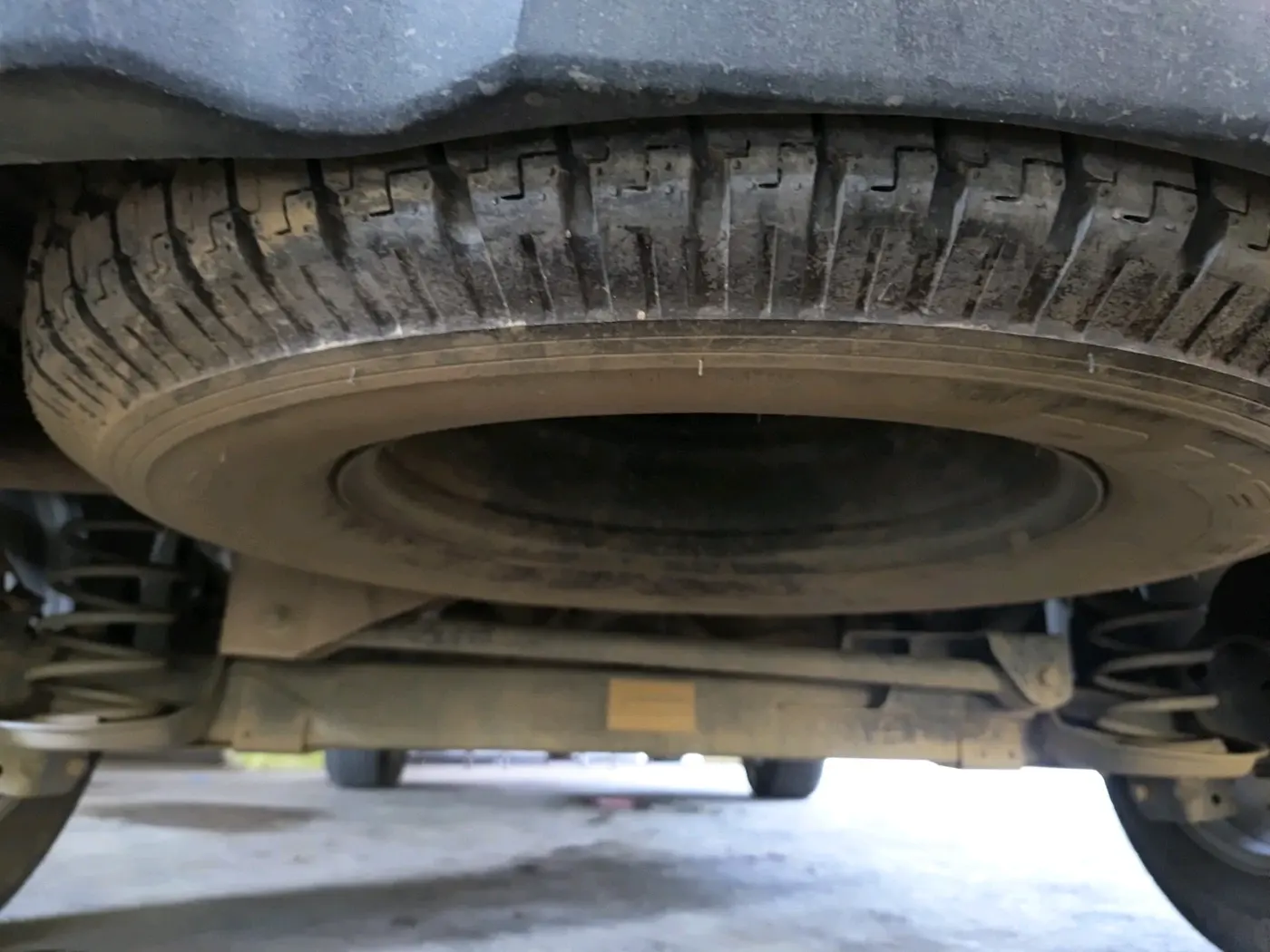 2019 Tata Harrier XZ 2.0L, Diesel, Manual, 2,77,572 km, tyre
