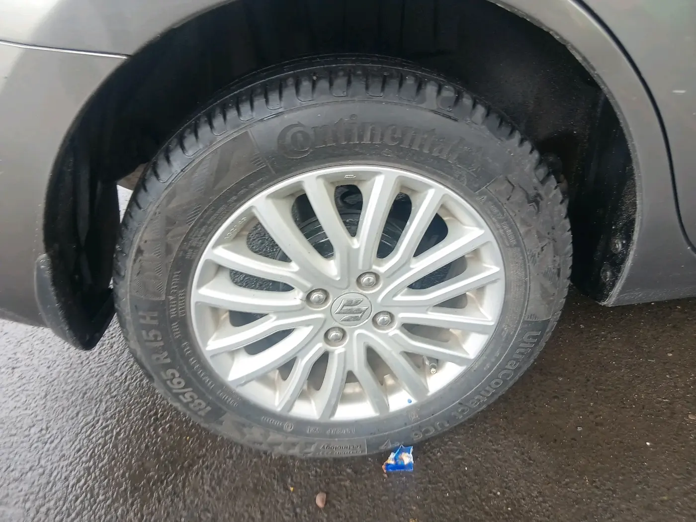 2017 Maruti Dzire ZDI, Diesel, Manual, 88,345 km, tyre