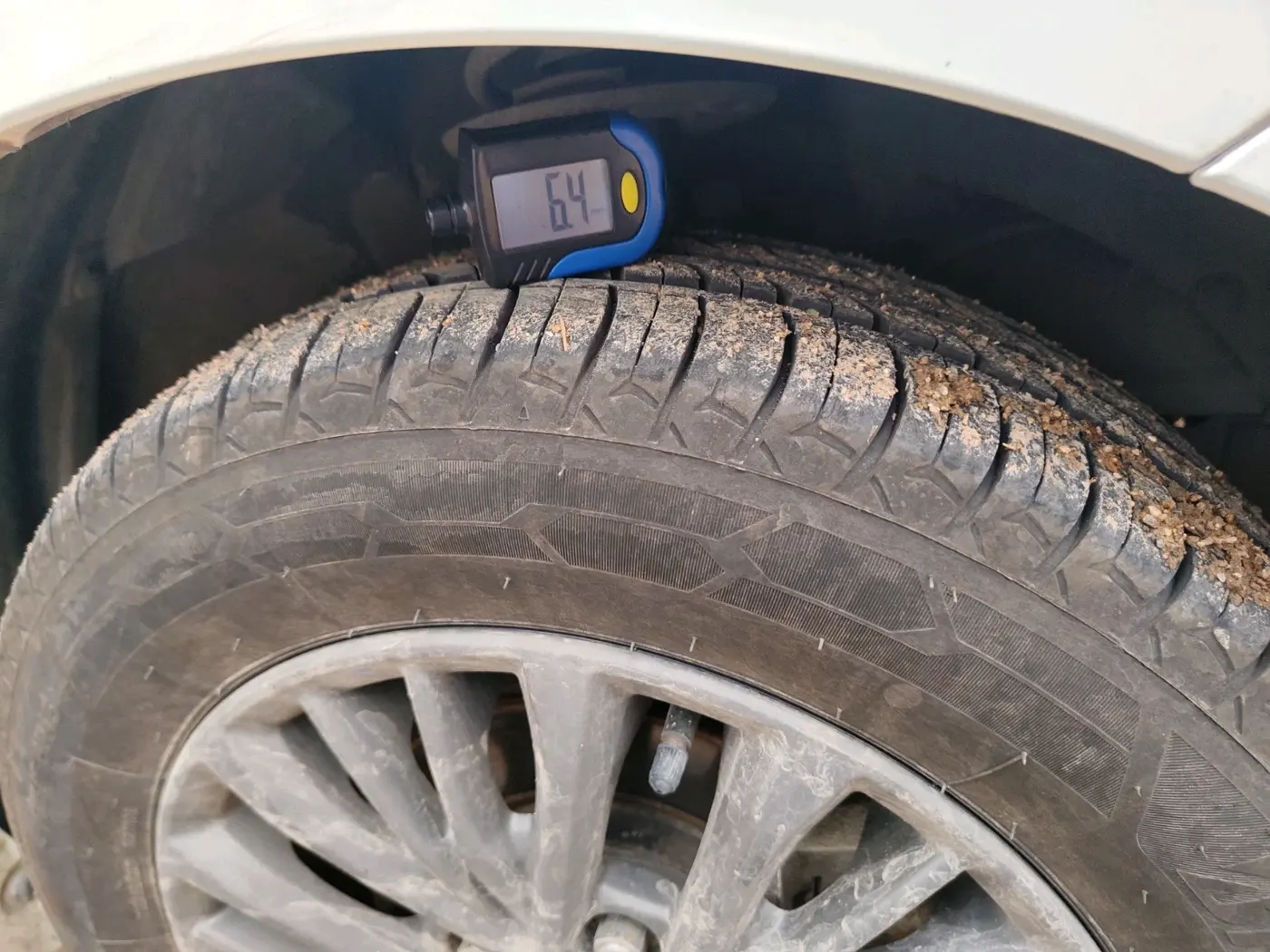 2021 Maruti Ertiga ZXI SHVS, Petrol, Manual, 58,330 km, tyre
