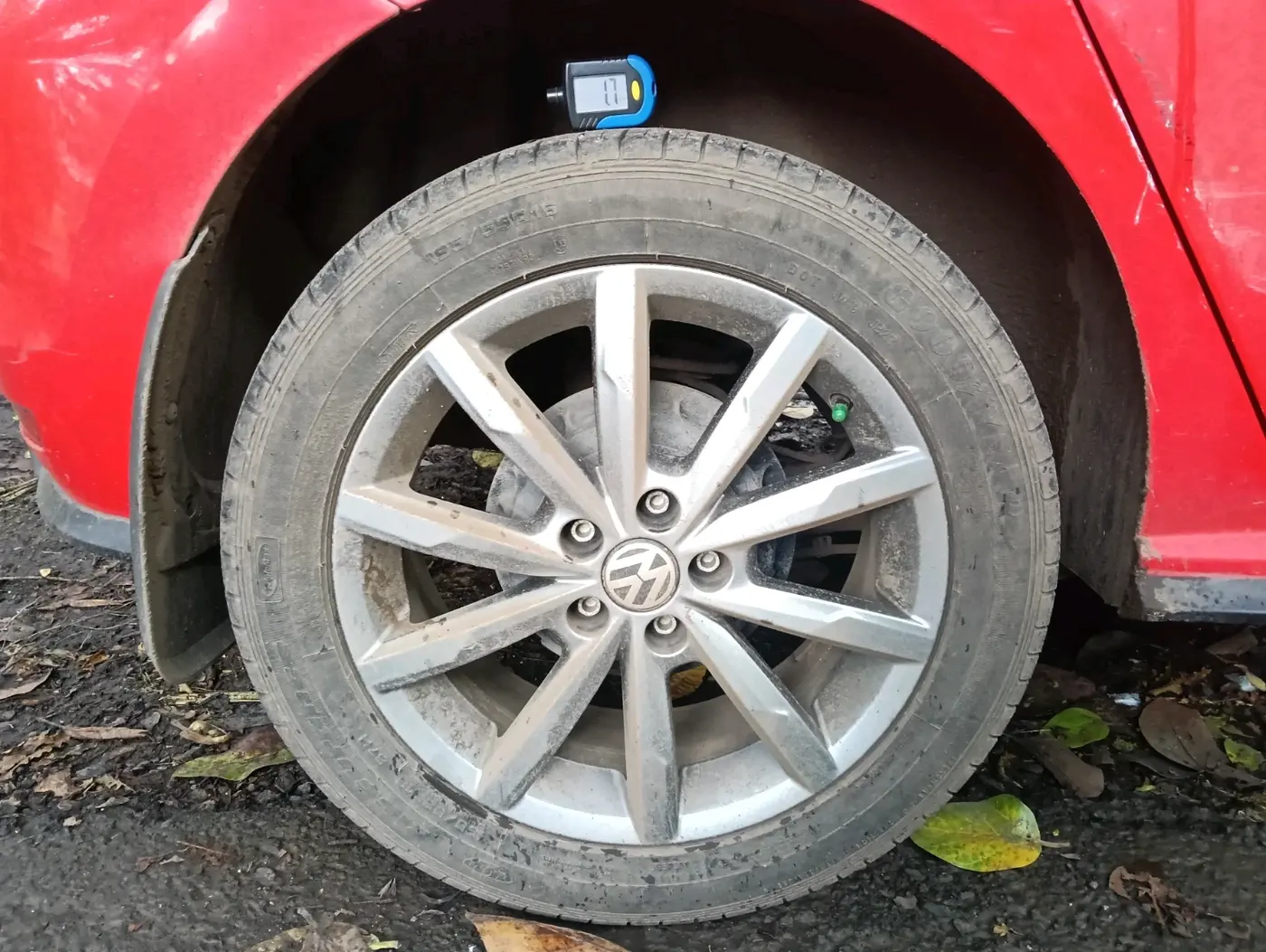 2021 Volkswagen Polo HIGHLINE PLUS 1.0L TSI AT, Petrol, Automatic, 37,051 km, tyre