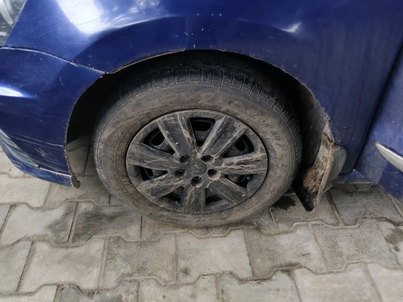 2019 Volkswagen Ameo TRENDLINE 1.5L, Diesel, Manual, 71,469 km, tyre