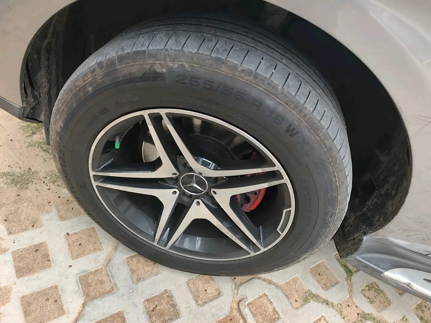 2013 Mercedes Benz Ml Class 250 CDI, Diesel, Automatic, 1,55,981 km, tyre