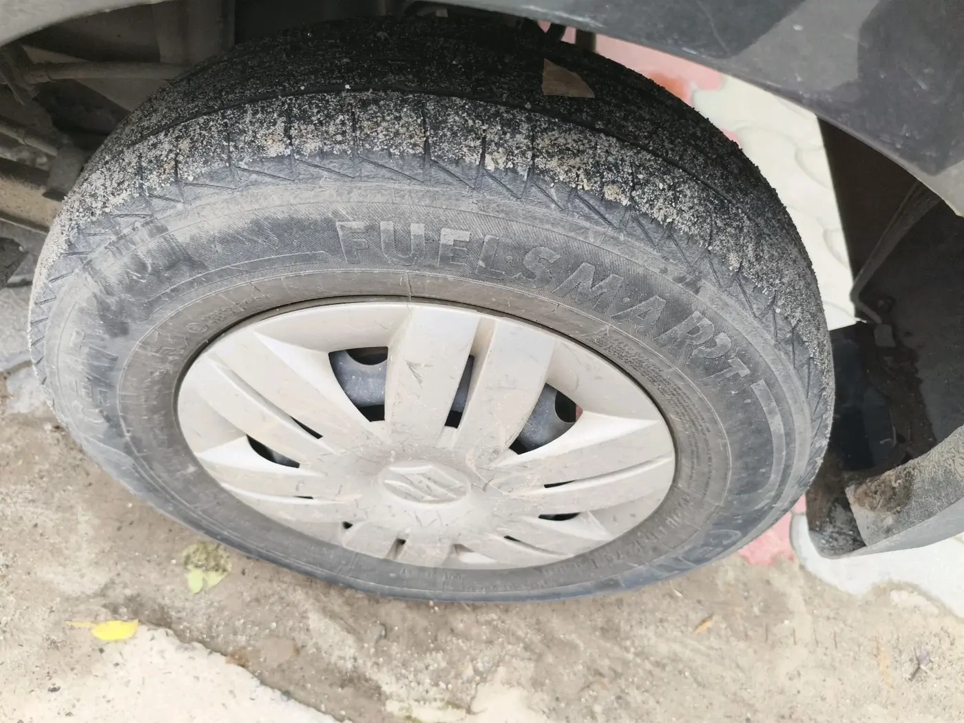 2021 Maruti Alto LXI CNG, CNG, Manual, 88,334 km, tyre