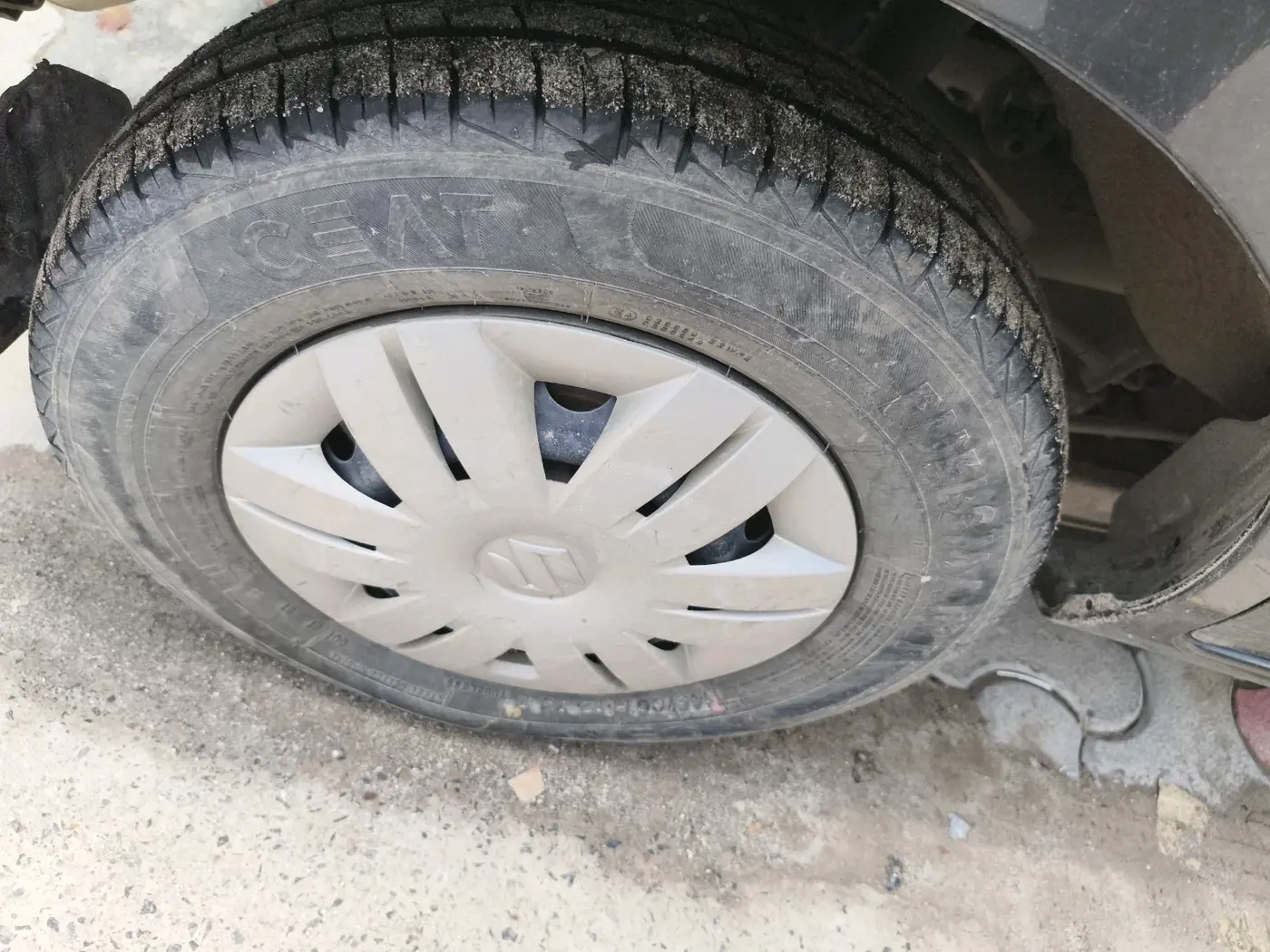 2021 Maruti Alto LXI CNG, CNG, Manual, 88,334 km, tyre