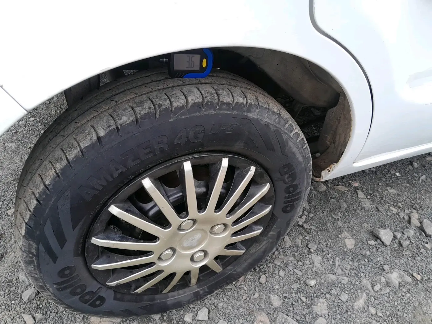 2014 Maruti Alto 800 VXI, CNG, Manual, 92,978 km, tyre