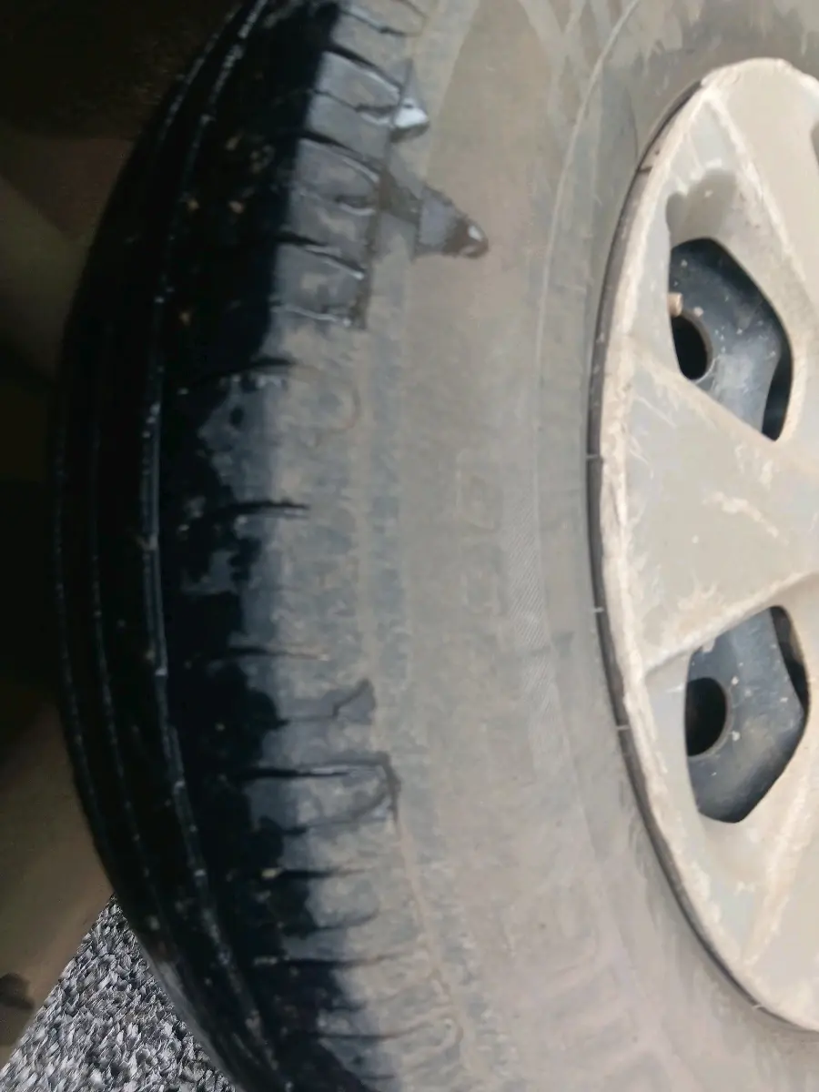 2012 Maruti Ritz VDI, Diesel, Manual, 1,18,913 km, tyre