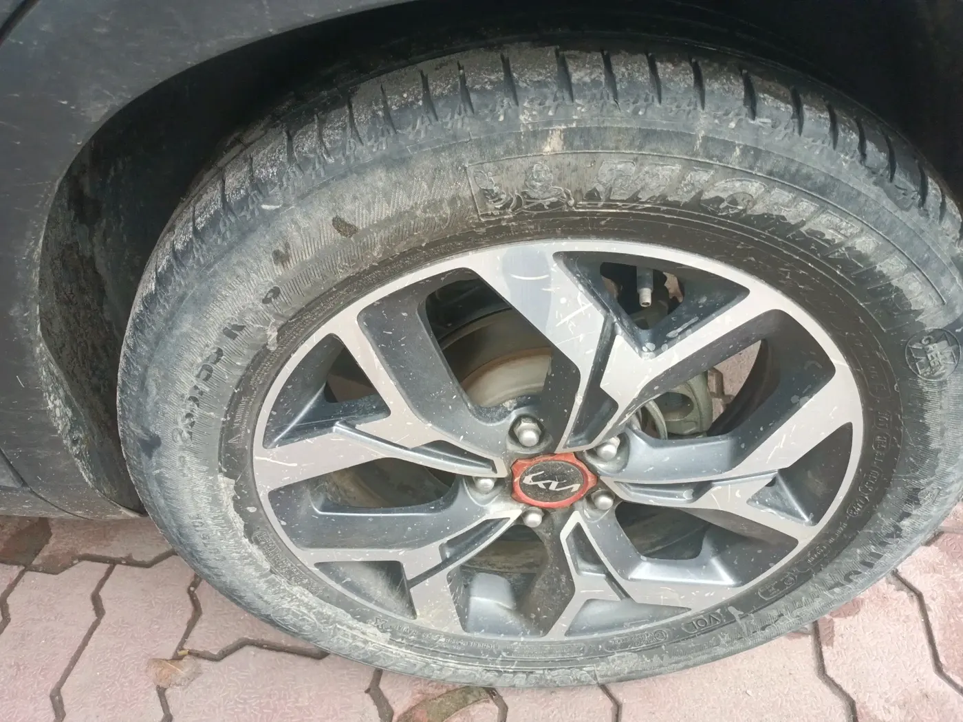 2023 KIA SELTOS X LINE 1.5 DIESEL AT, Diesel, Automatic, 99,934 km, tyre