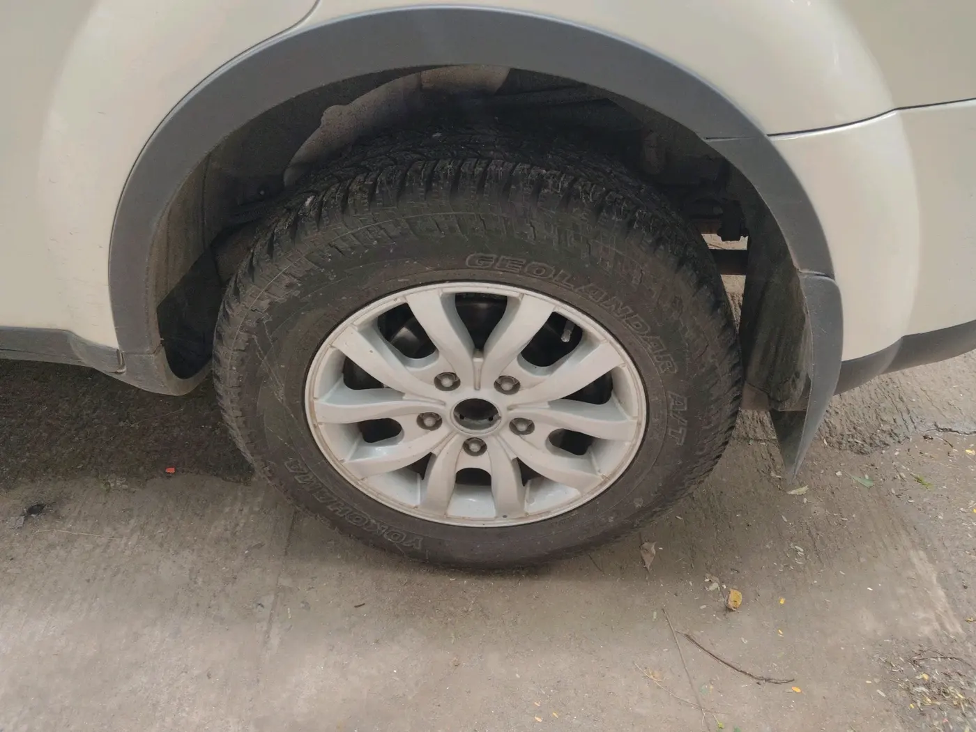 2018 Mahindra XUV500 W9, Diesel, Manual, 88,262 km, tyre