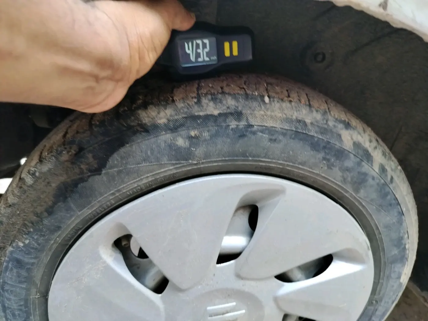 2015 Maruti Celerio ZXI, CNG, Manual, 91,239 km, tyre
