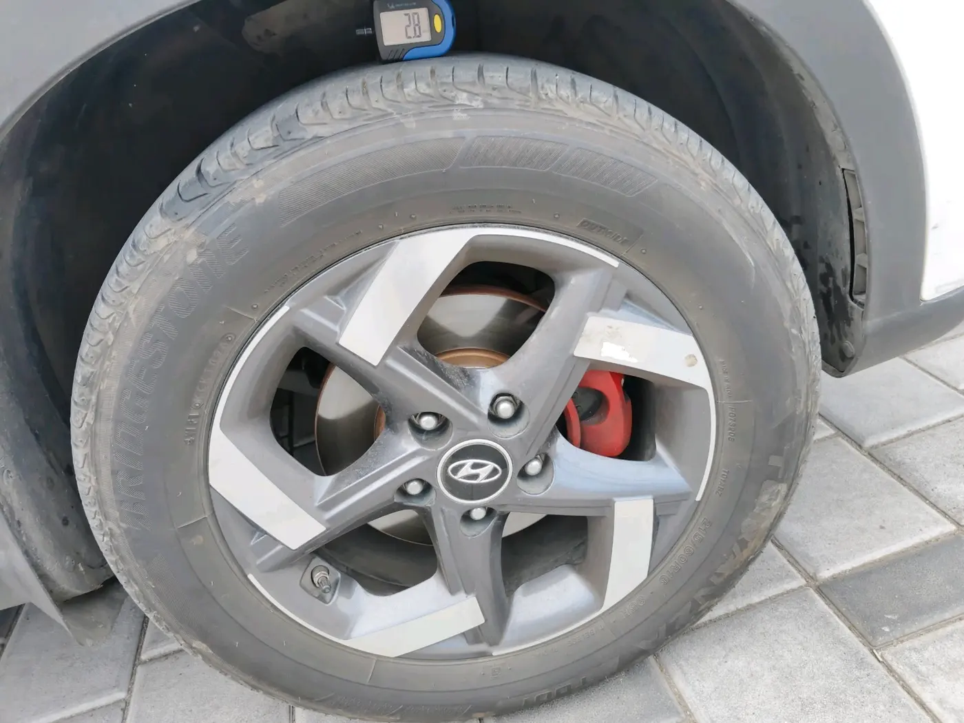 2022 Hyundai VENUE SX 1.5 (O) CRDI DUAL TONE, Diesel, Manual, 86,161 km, tyre