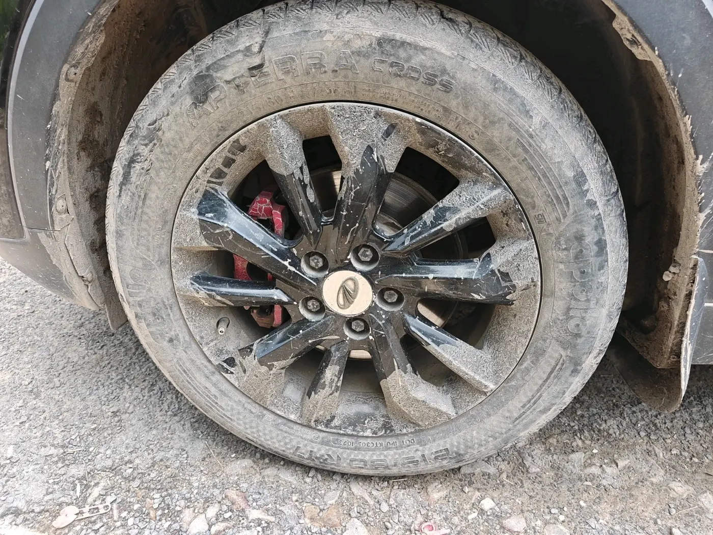 2021 Mahindra XUV300 W8 1.2 PETROL, Petrol, Manual, 74,829 km, tyre