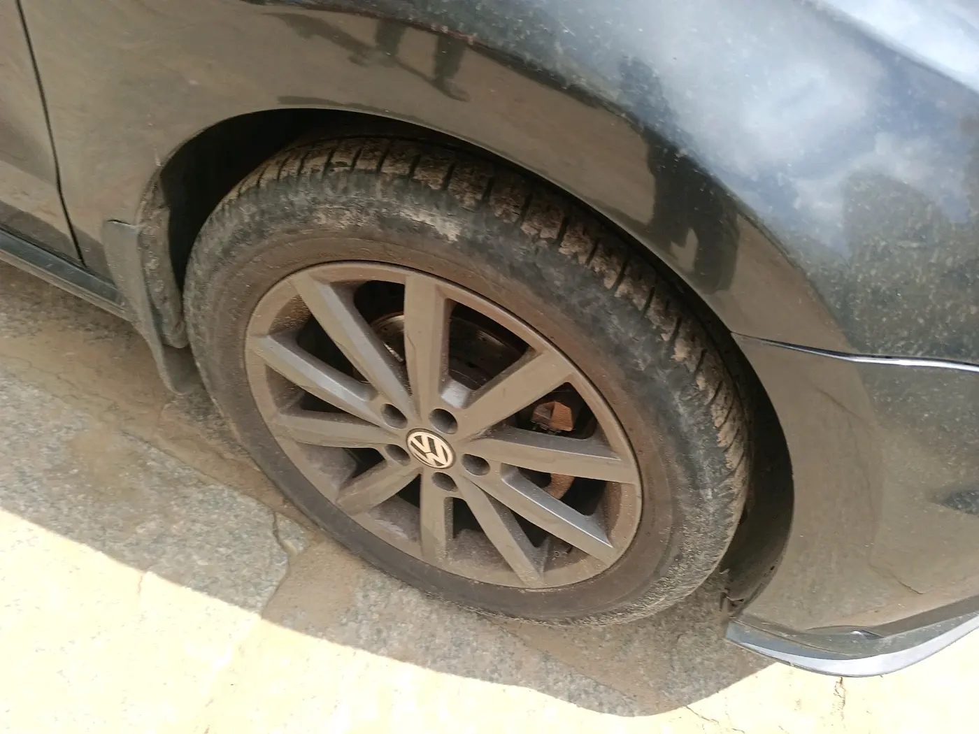 2015 Volkswagen Polo GT TSI AT, Petrol, Automatic, 67,277 km, tyre