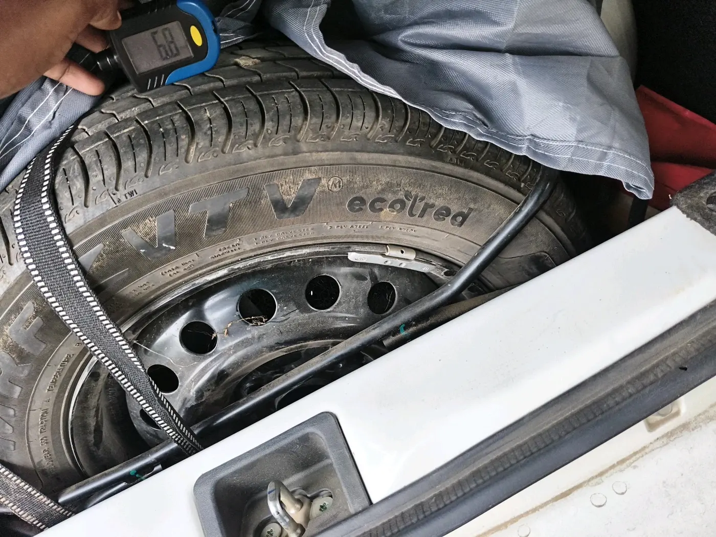 2025 Maruti New Wagon-R VXI CNG 1.0, CNG, Manual, 20,069 km, tyre