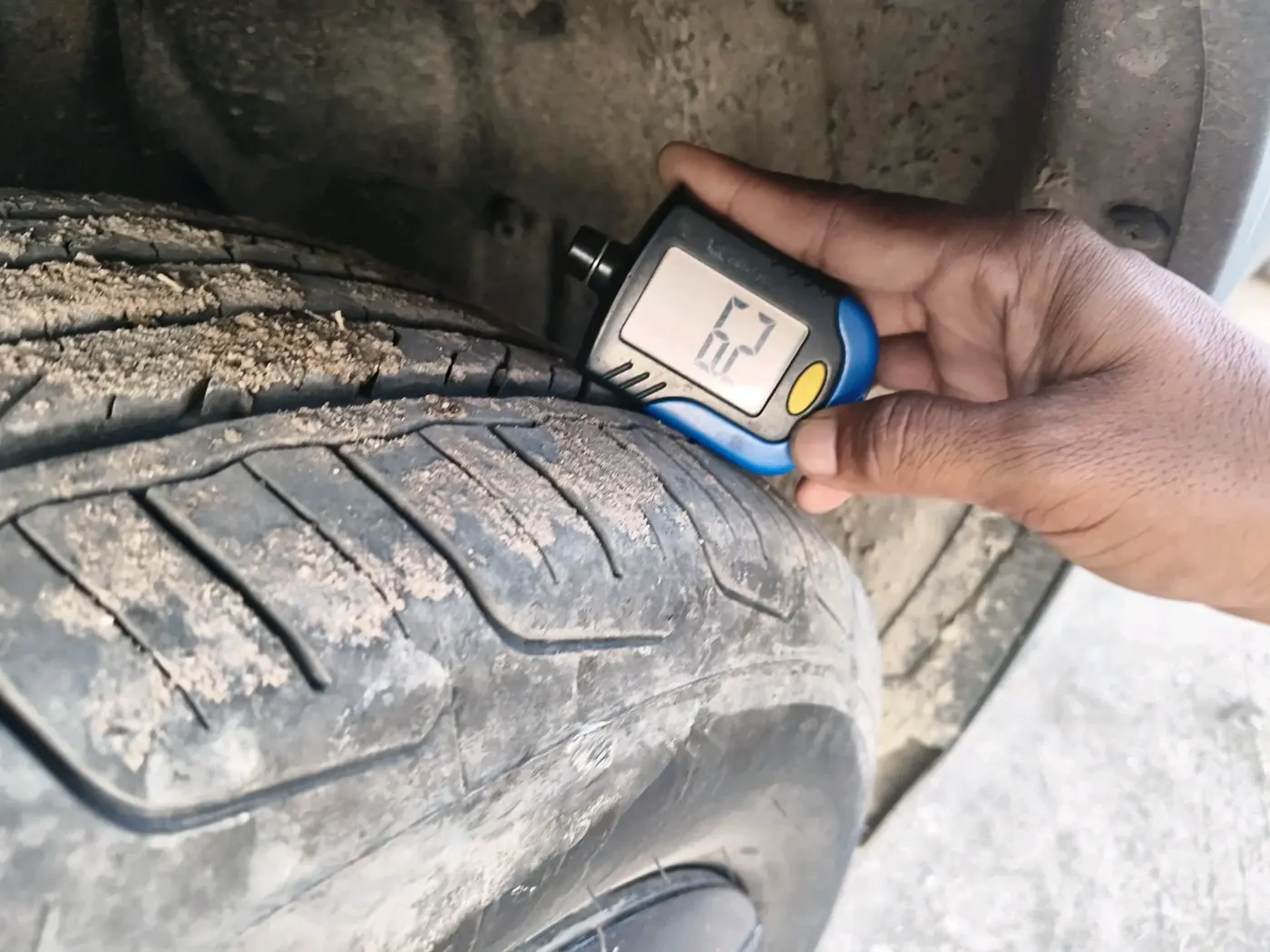 2026 Tata NEXON Pure Plus AMT, Petrol, Automatic, 1,067 km, tyre