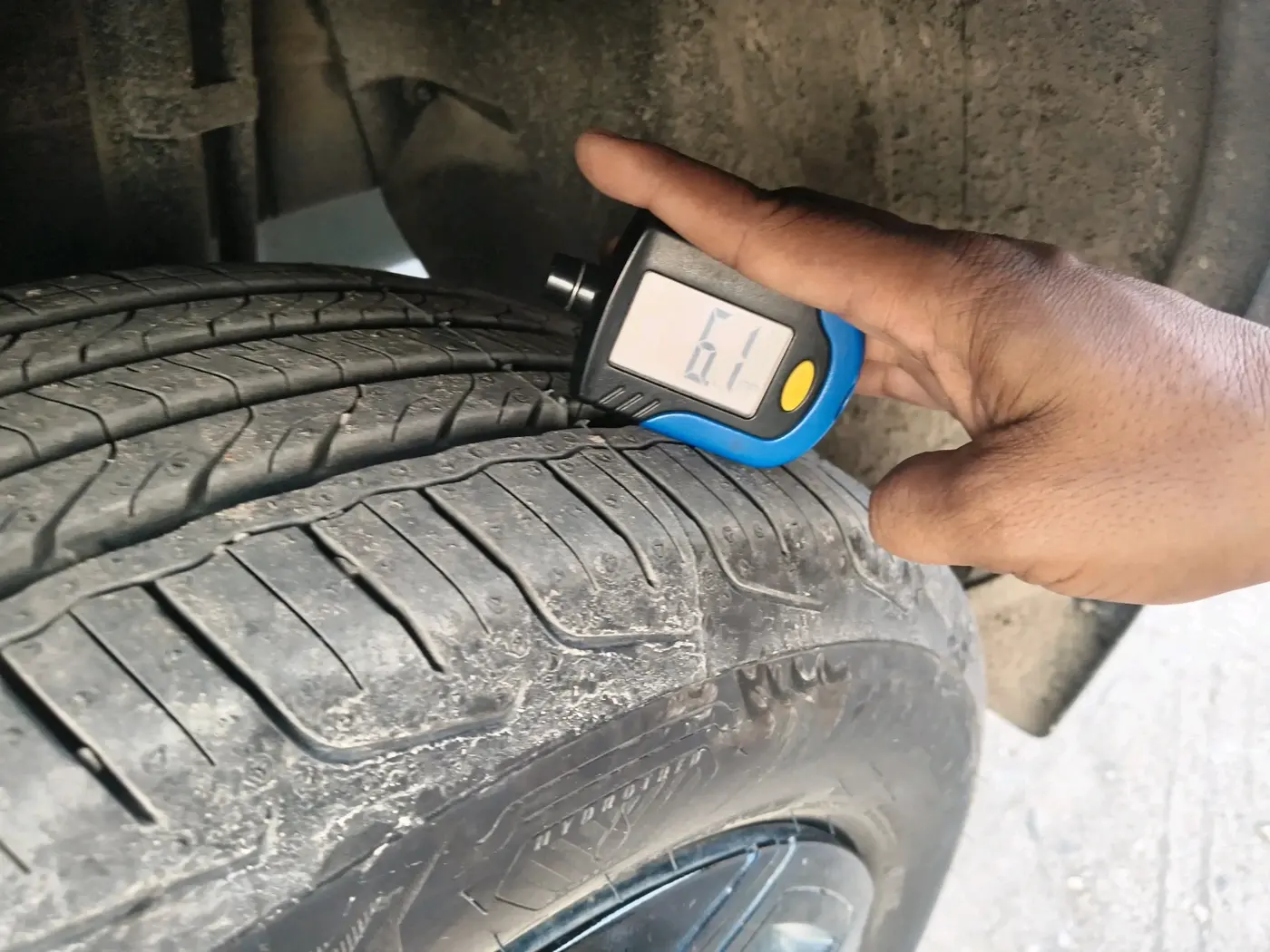 2026 Tata NEXON Pure Plus AMT, Petrol, Automatic, 1,067 km, tyre