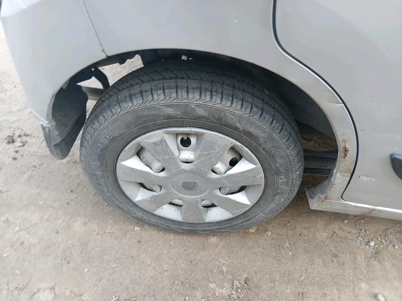 2012 Maruti Wagon R 1.0 LXI, Petrol, Manual, 95,249 km, tyre