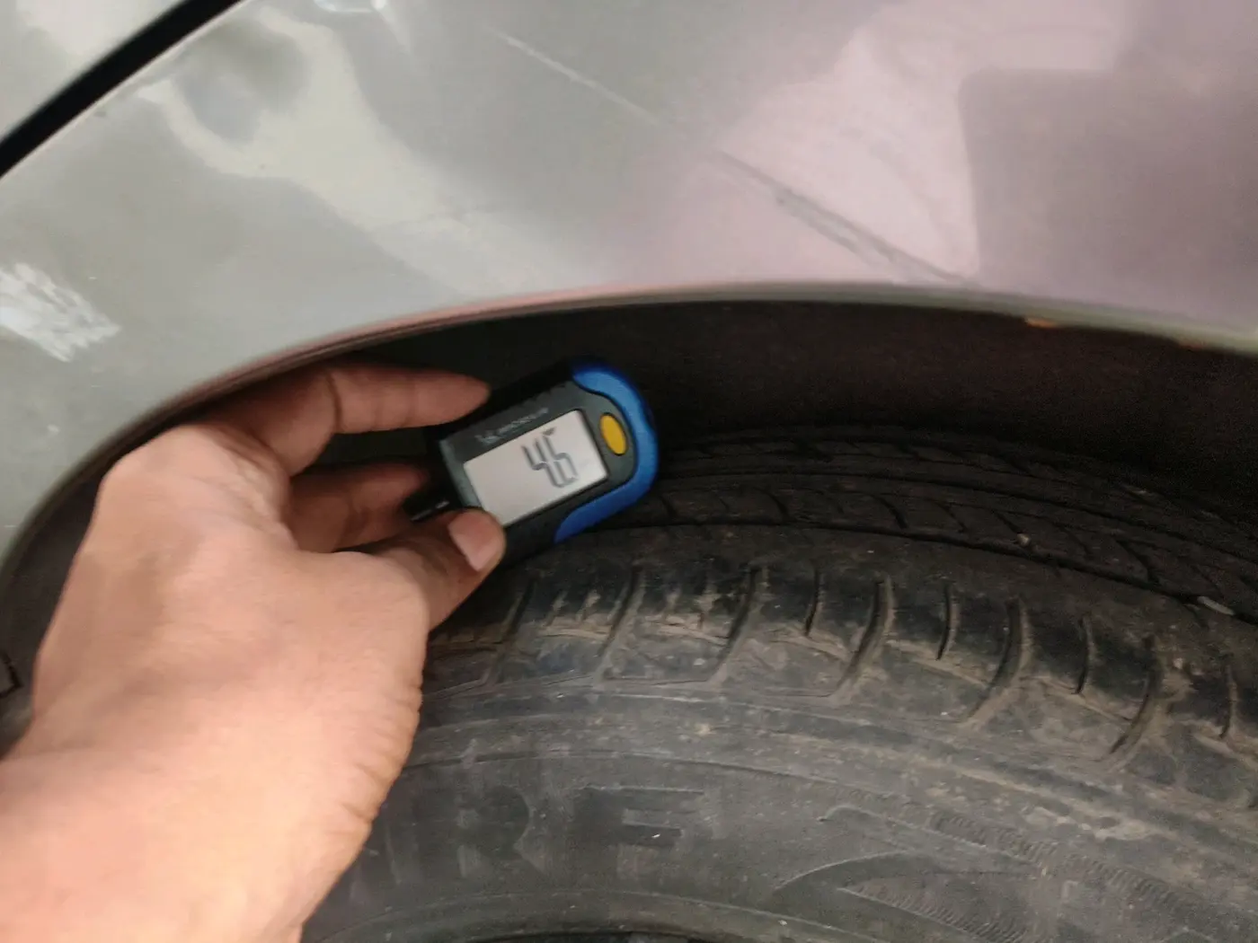 2015 Maruti Ciaz VXI+, Petrol, Manual, 90,621 km, tyre