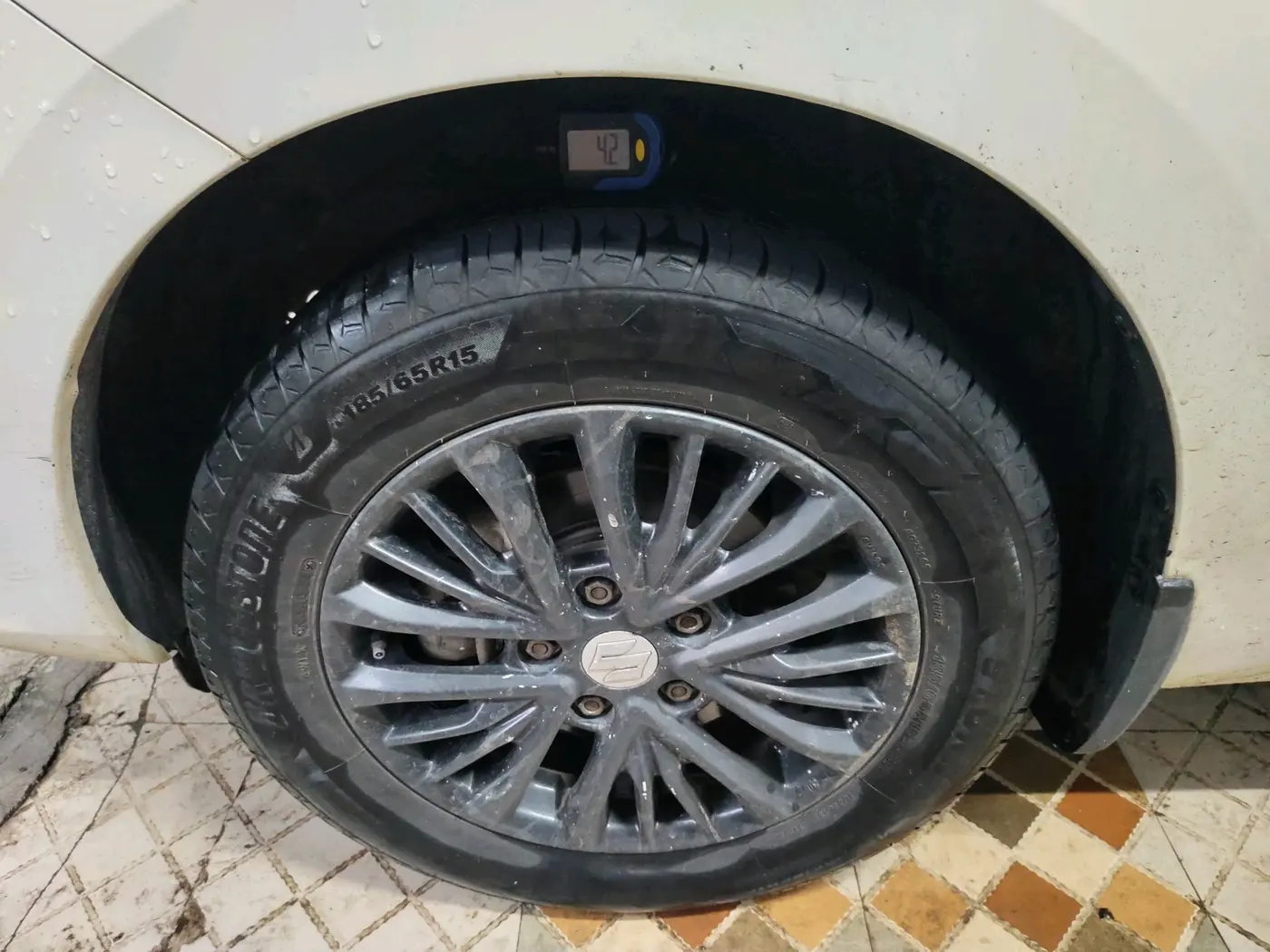 2022 Maruti Ertiga   VXI (O) CNG, CNG, Manual, 1,10,498 km, tyre