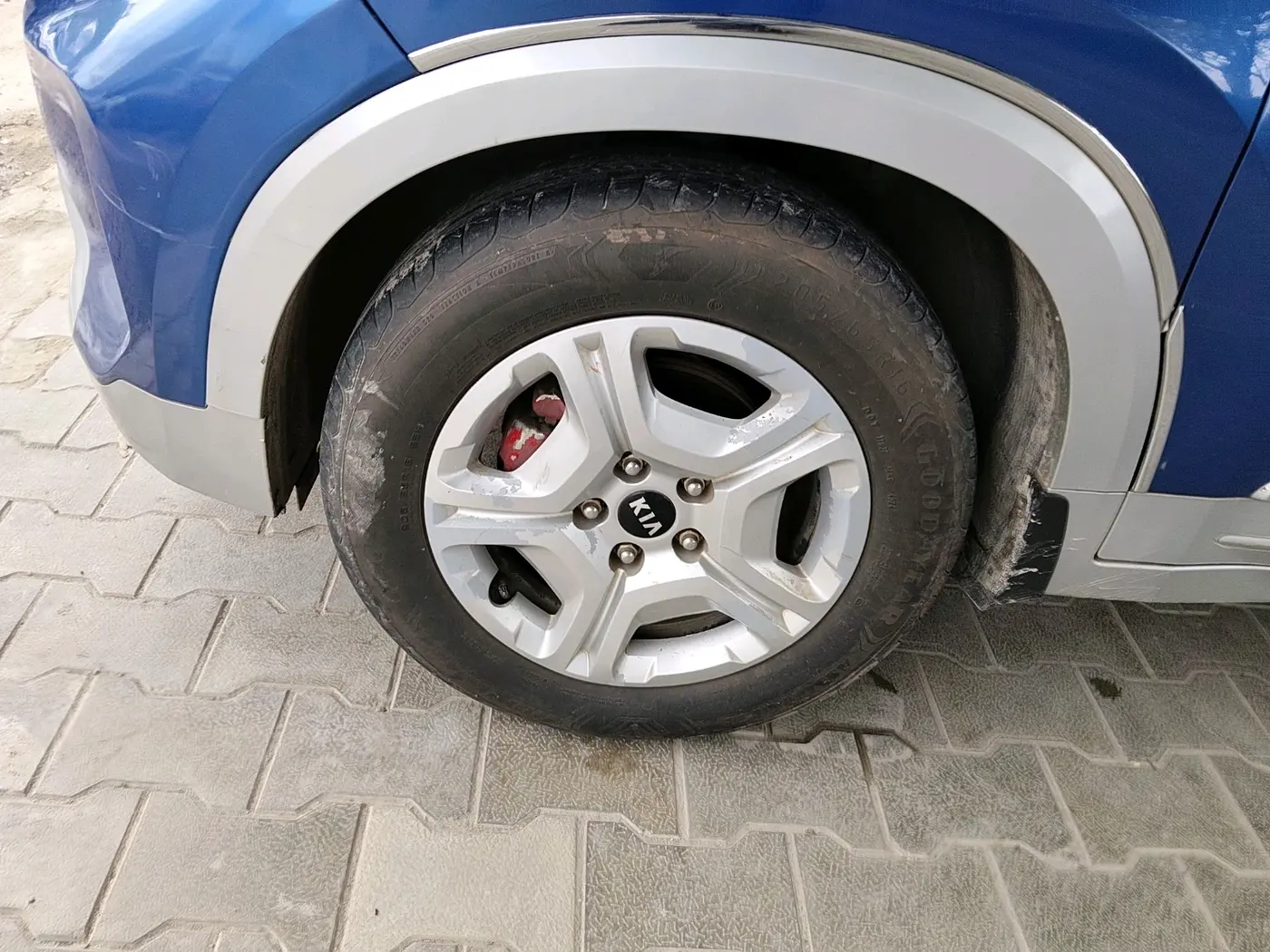 2020 KIA SONET HTX 1.5, Diesel, Manual, 1,45,958 km, tyre