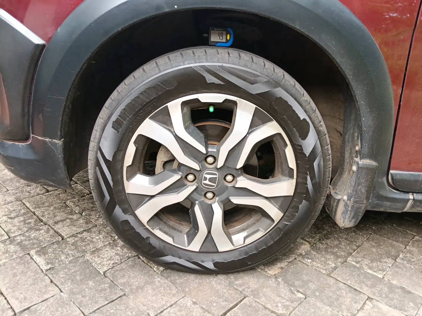 2017 Honda WR-V 1.5L I-DTEC VX MT, Diesel, Manual, 1,61,782 km, tyre