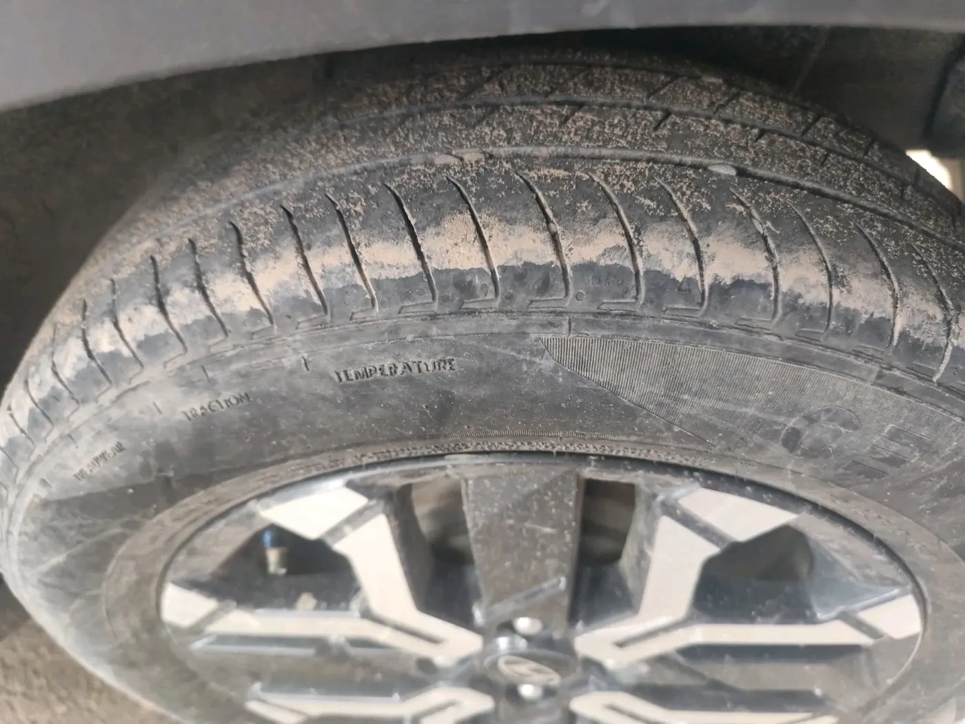 2024 Hyundai EXTER SX(O), Petrol, Manual, 37,032 km, tyre