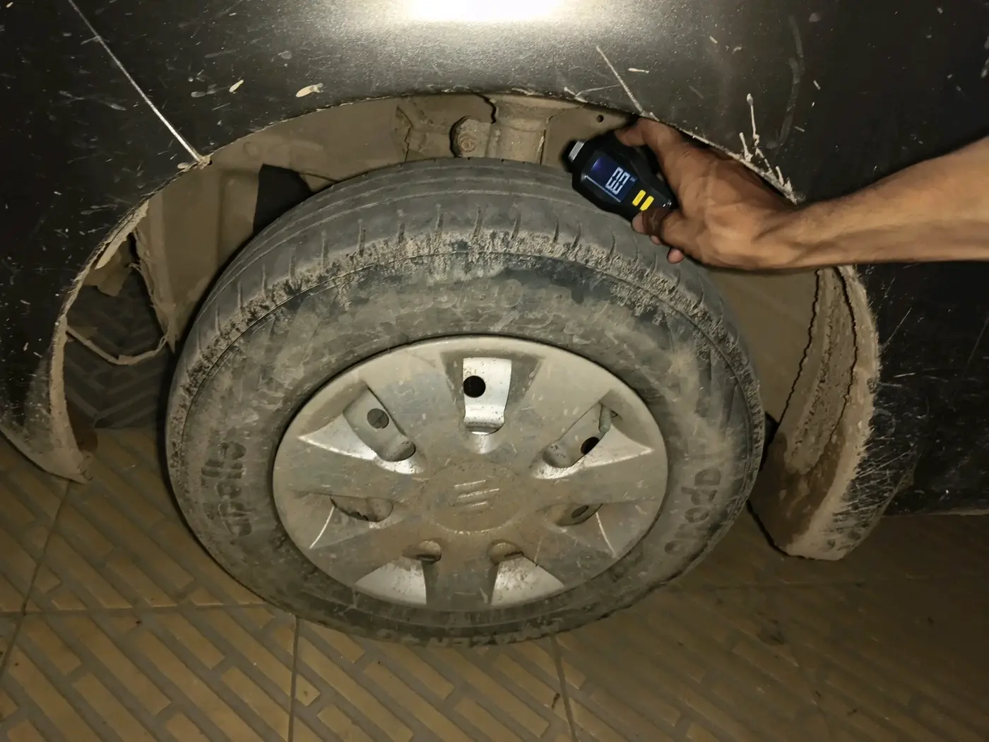 2020 Maruti New Wagon-R LXI CNG (O) 1.0, CNG, Manual, 84,067 km, tyre
