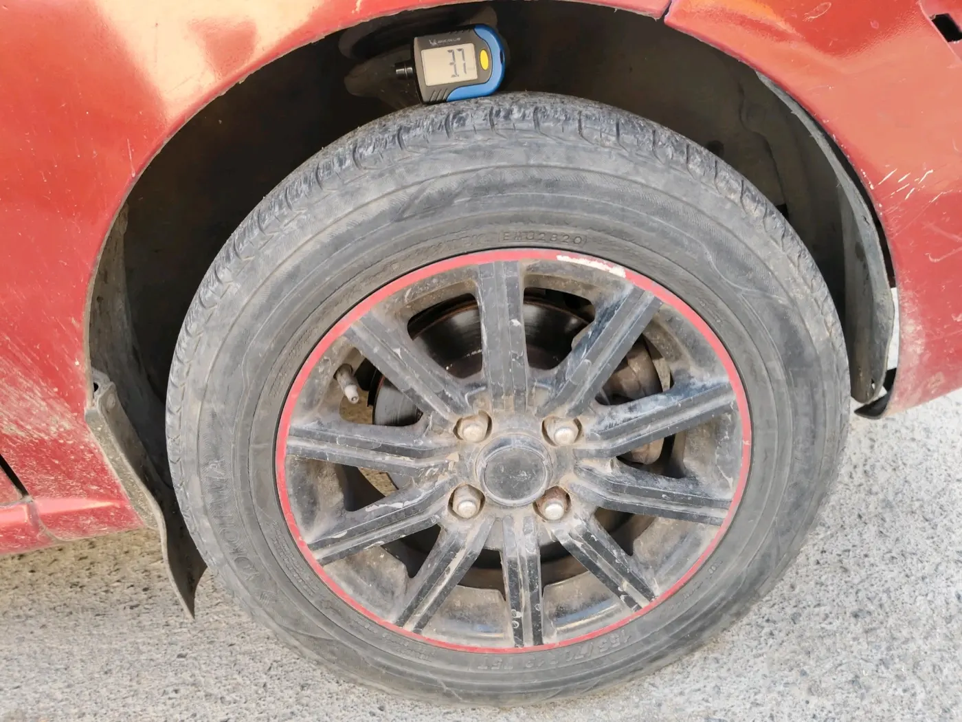 2012 Hyundai Santro Xing GLS, Petrol, Manual, 77,607 km, tyre