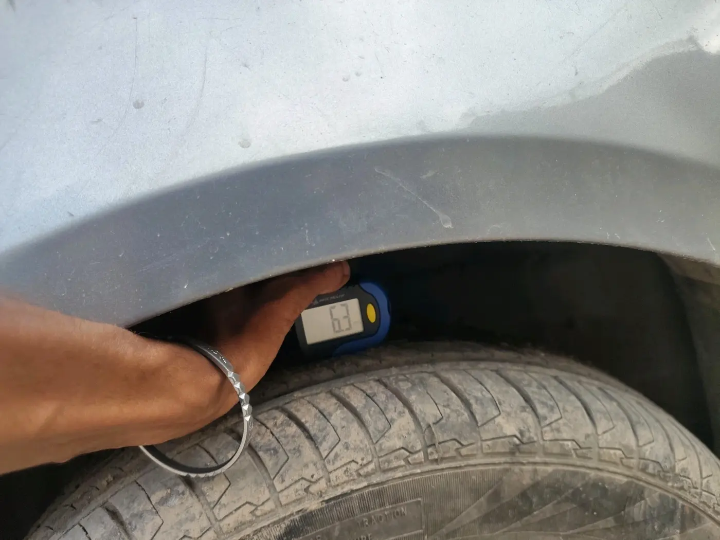 2013 Maruti Swift Dzire VXI, CNG, Manual, 82,465 km, tyre