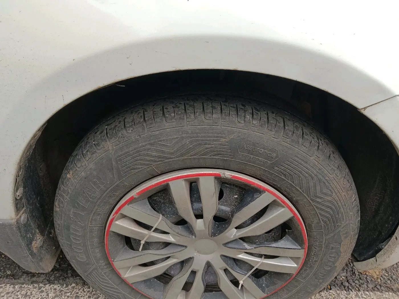 2014 Maruti Swift VDI, Diesel, Manual, 71,158 km, tyre
