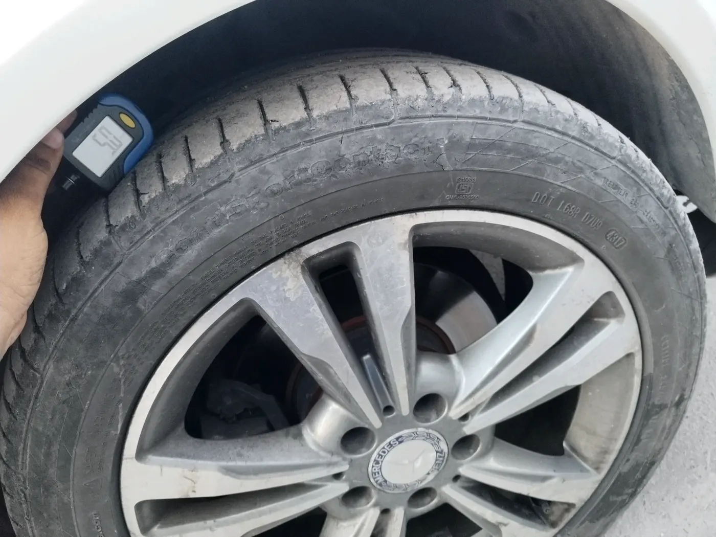 2013 Mercedes Benz E Class E 200 CGI AVANTGARDE, Petrol, Automatic, 54,052 km, tyre