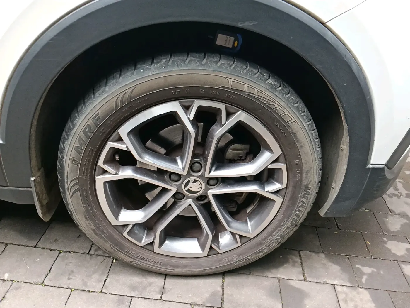2022 Skoda KUSHAQ STYLE 1.5L TSI DSG, Petrol, Automatic, 18,563 km, tyre