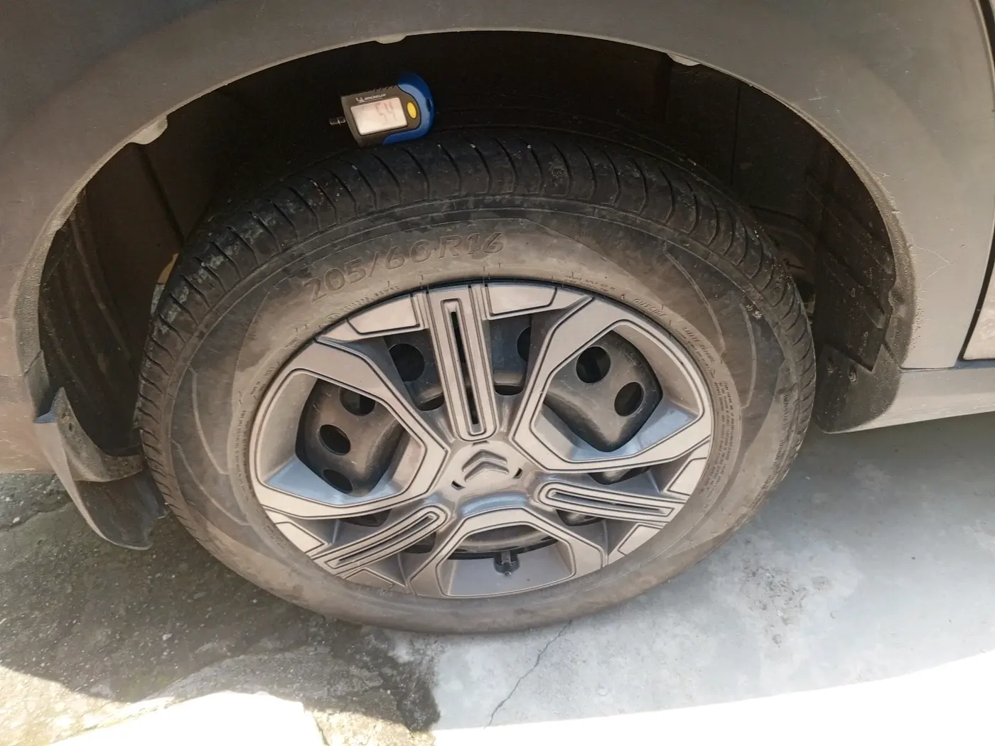 2024 CITROEN Basalt Plus 1.2 Petrol MT, Petrol, Manual, 14,389 km, tyre