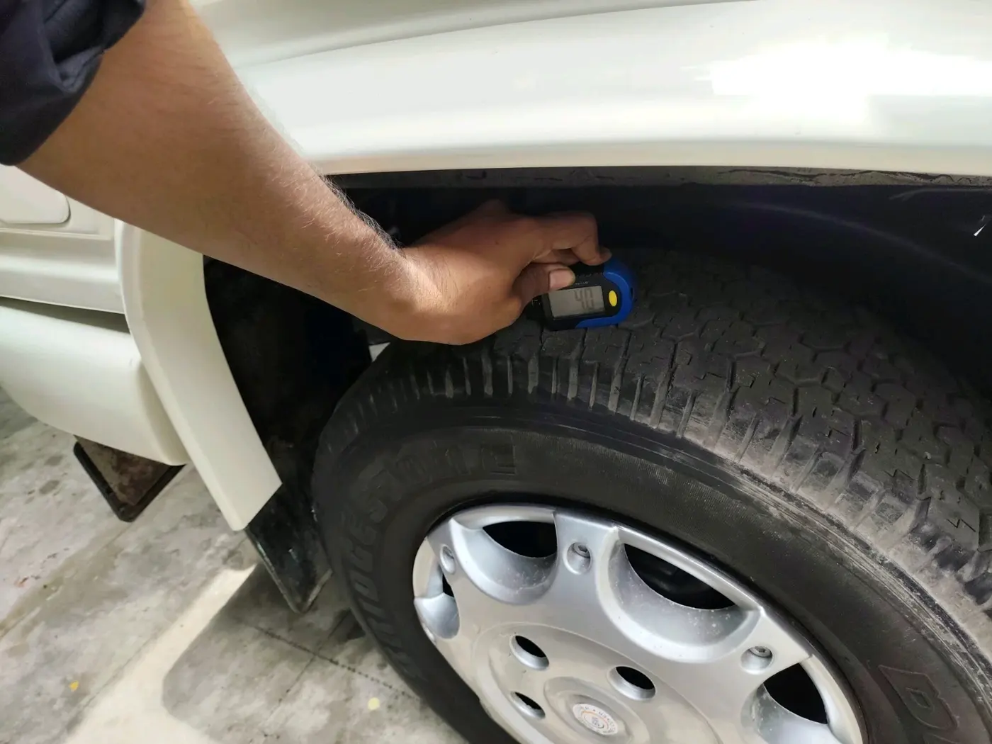 2021 Mahindra Bolero B6 (O), Diesel, Manual, 48,380 km, tyre
