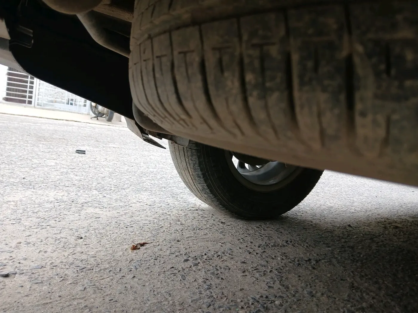 2019 Maruti XL6 ZETA MT, Petrol, Manual, 1,25,915 km, tyre