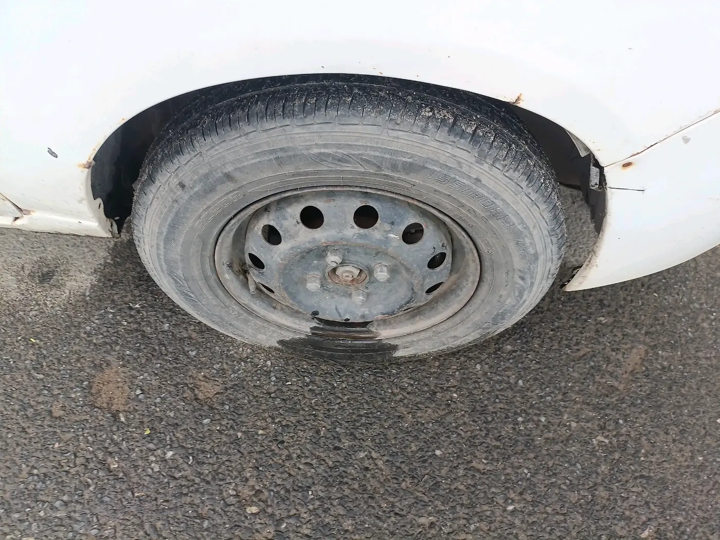 2011 Maruti Alto K10 LXI, Petrol, Manual, 74,098 km, tyre