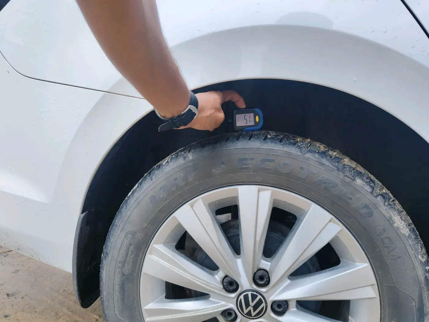 2024 Volkswagen VIRTUS HIGHLINE TSI 1.0 MT, Petrol, Manual, 39,064 km, tyre