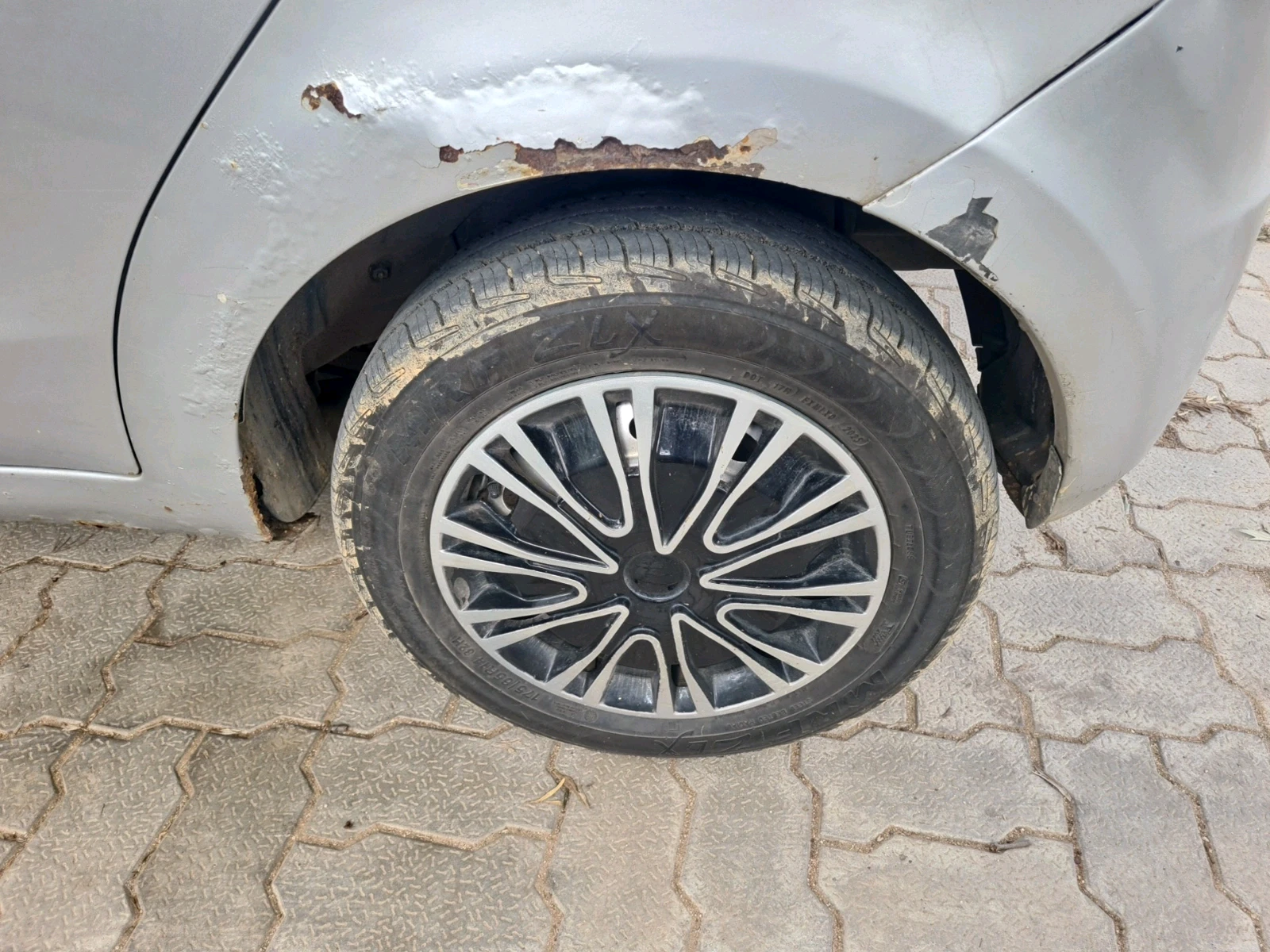Tyres