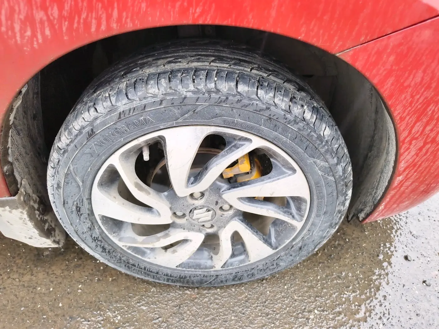 2020 Maruti Baleno ZETA PETROL 1.2, Petrol, Manual, 2,08,469 km, tyre