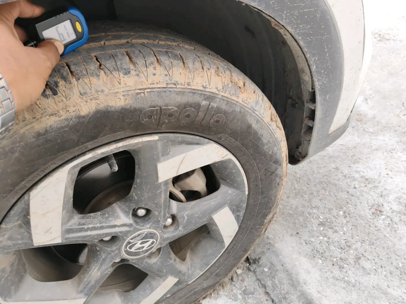 2019 Hyundai VENUE SX 1.0 TURBO, Petrol, Manual, 90,595 km, tyre