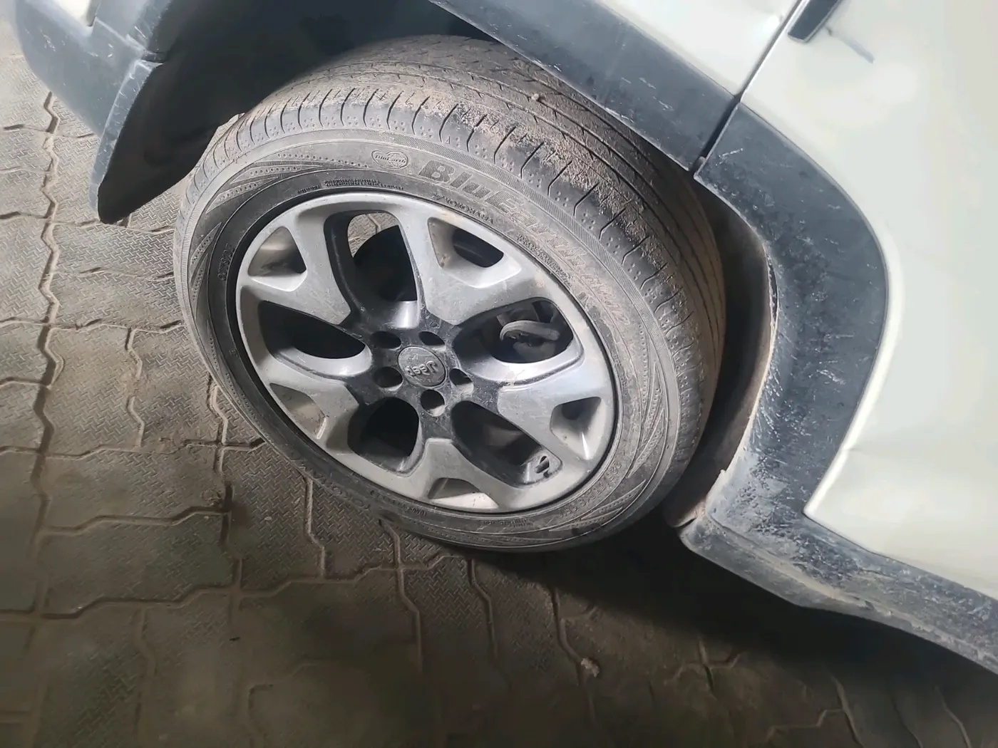 2018 Jeep Compass LIMITED PLUS DIESEL, Diesel, Manual, 1,25,811 km, tyre