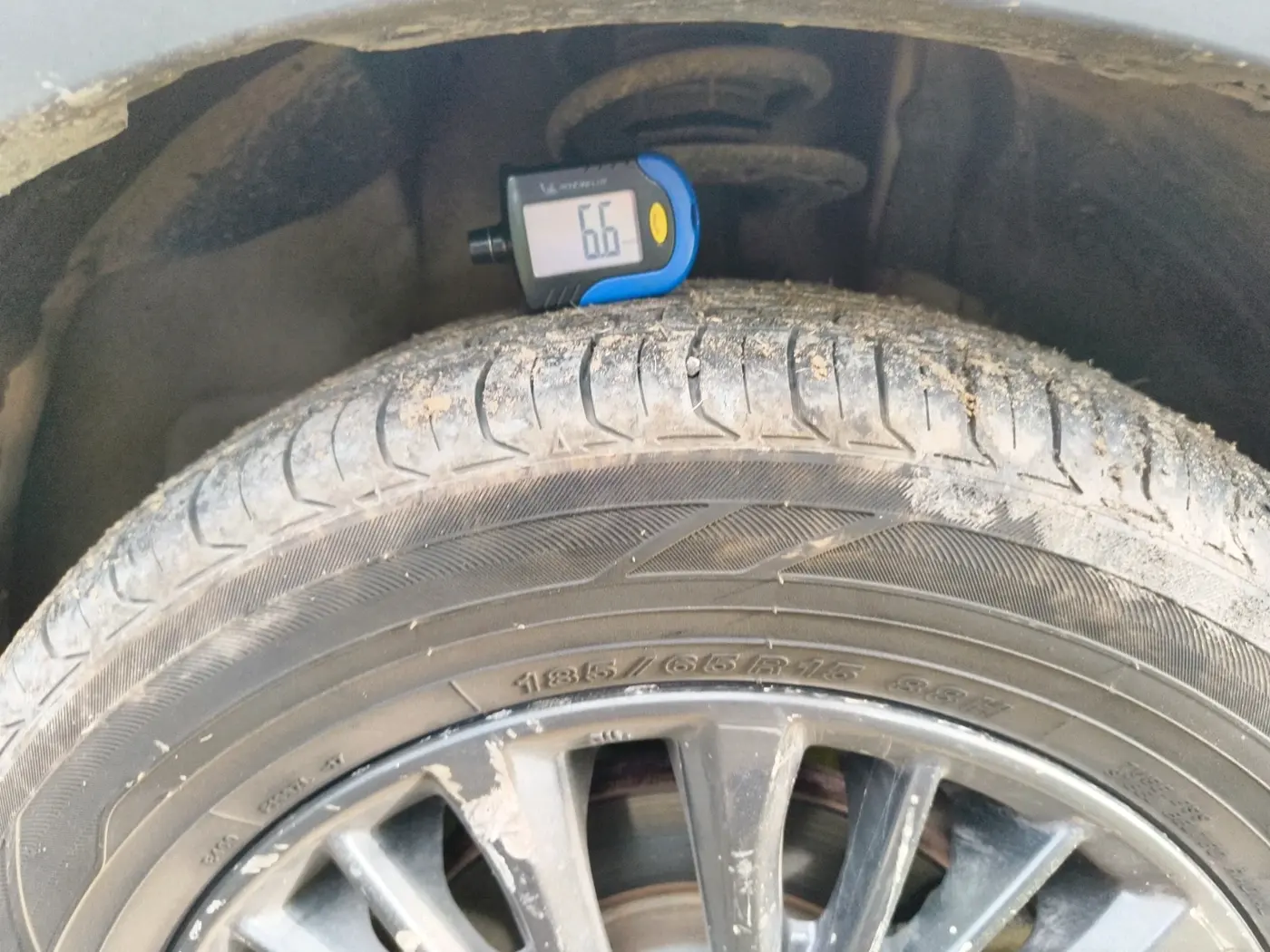 2022 Maruti XL6 ZETA MT, Petrol, Manual, 89,700 km, tyre