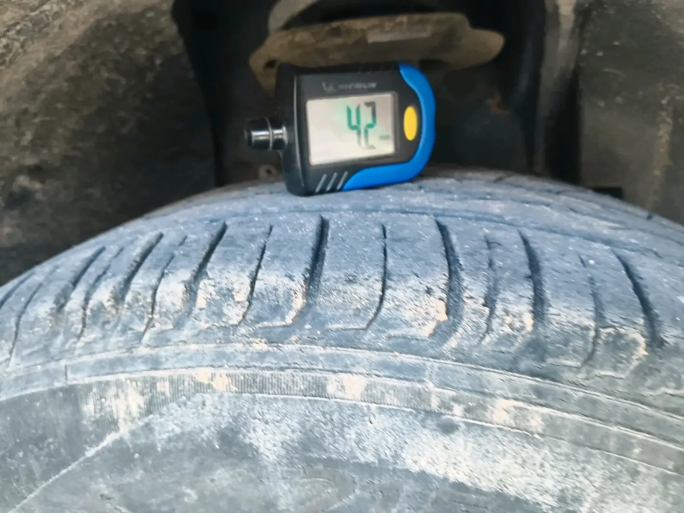 2019 Tata NEXON XZA PLUS PETROL DUAL TONE, Petrol, Automatic, 88,622 km, tyre