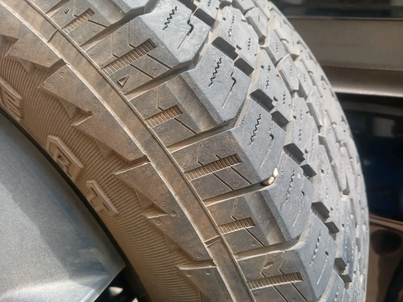 2022 Mahindra Thar LX D 4WD AT CONVERTIBLE, Diesel, Automatic, 28,762 km, tyre