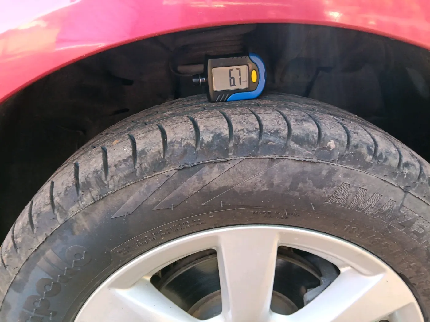 2011 Nissan Sunny XV PETROL, Petrol, Manual, 91,093 km, tyre