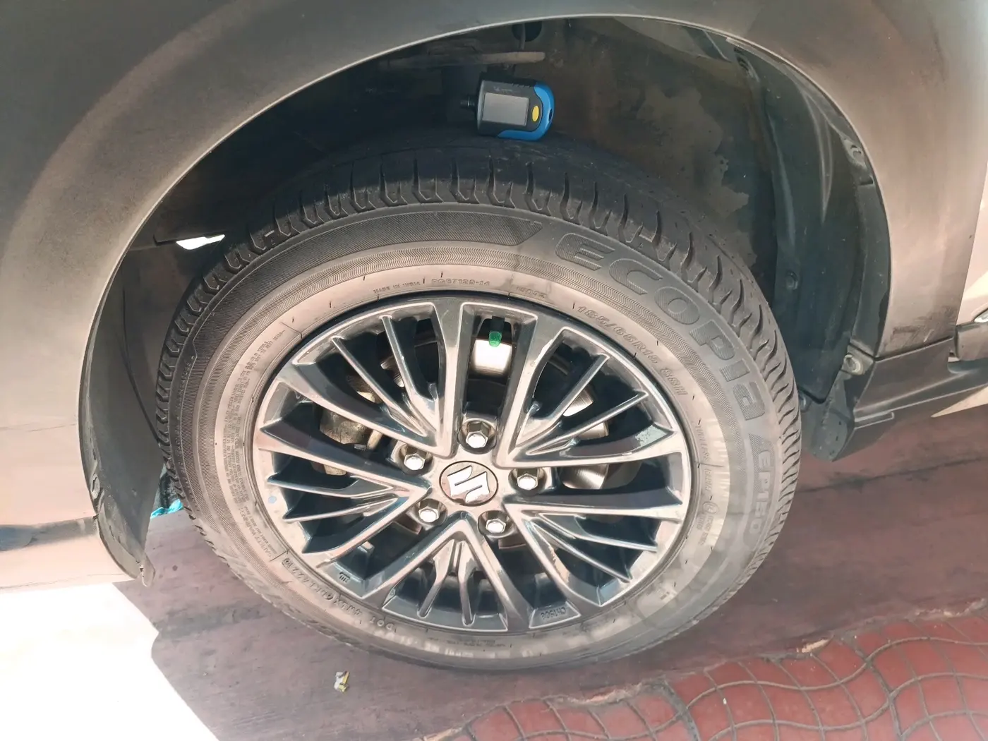2021 Maruti XL6 ZETA MT, Petrol, Manual, 40,147 km, tyre