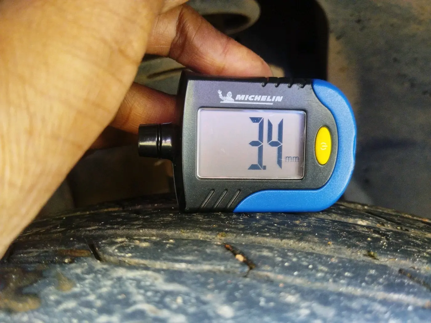 2021 Tata NEXON XMA PETROL, Petrol, Automatic, 76,748 km, tyre