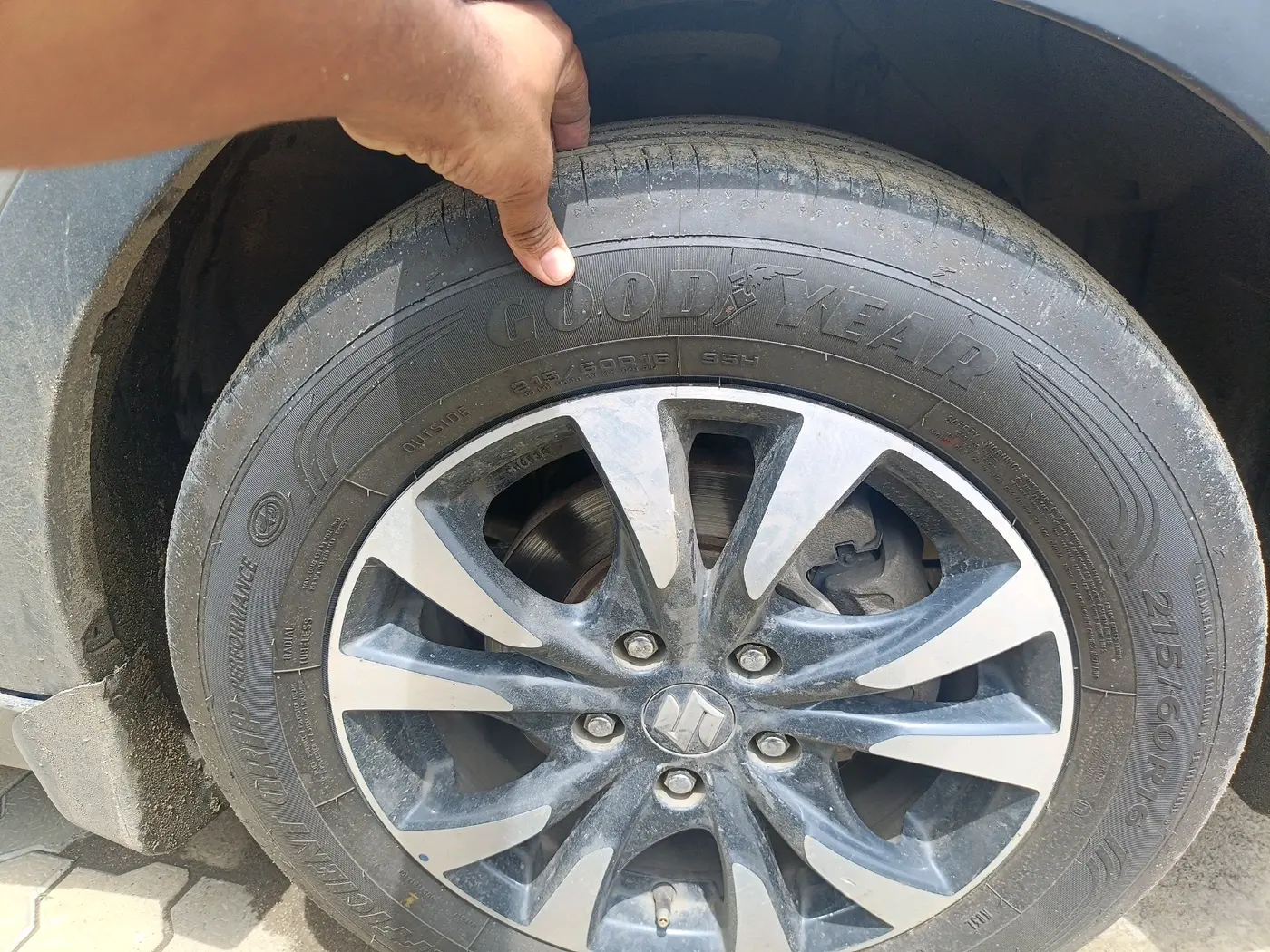 2021 Maruti S Cross ZETA 1.5, Petrol, Manual, 64,818 km, tyre
